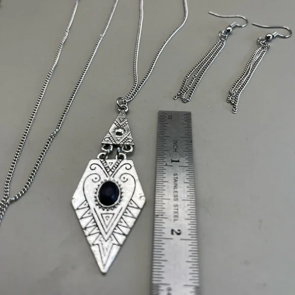 Silver Pendant Necklace and Earring Set